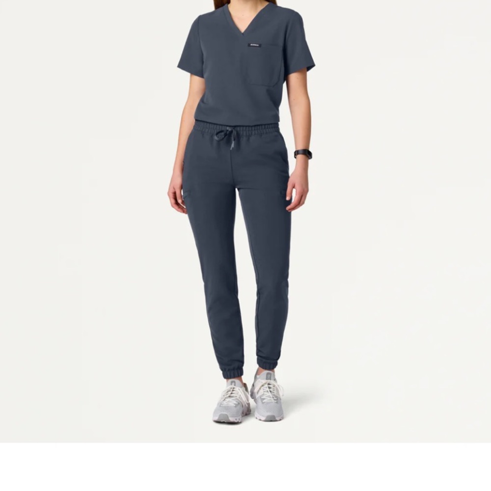 Women's scrub bottoms